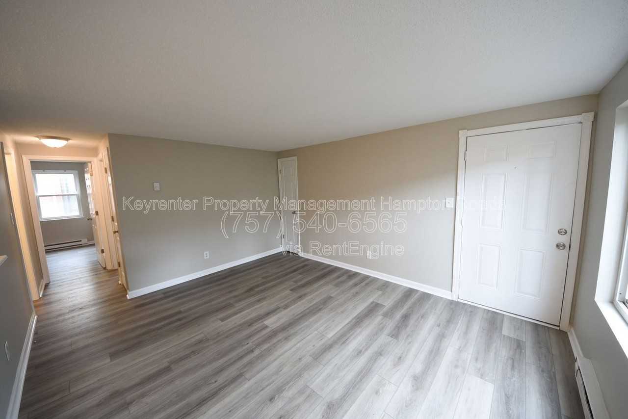 6249 Alexander St #A - Photo 7 of 25