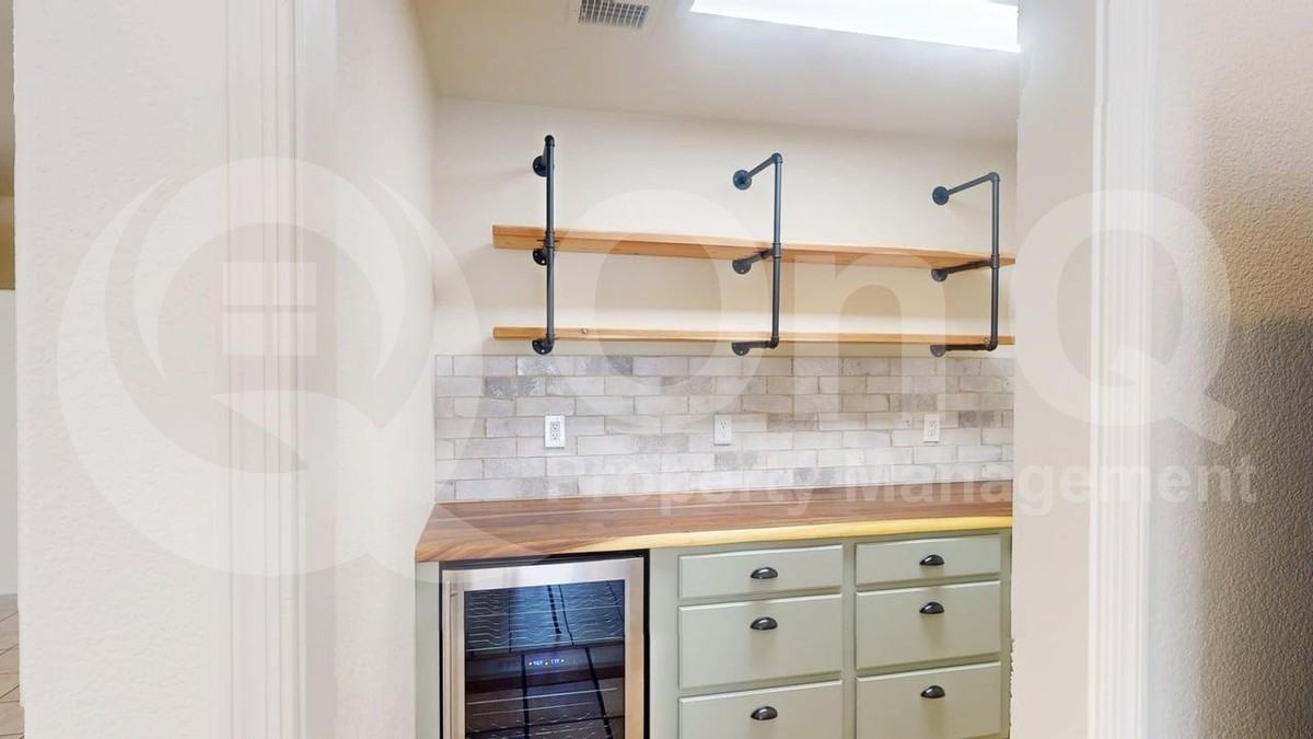 38354 S Skyline Dr - Photo 5 of 15