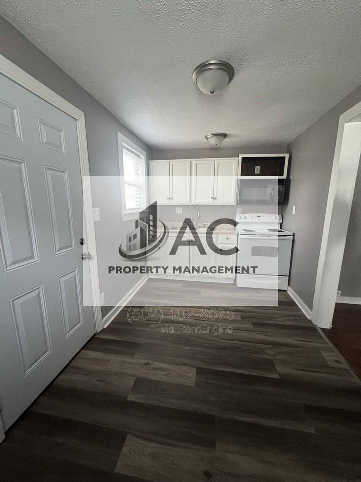 924 Burton Ave - Photo 6 of 11