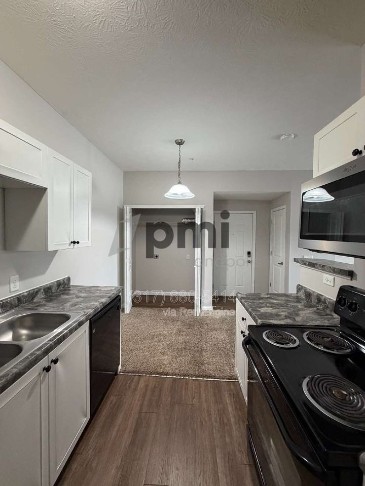 858 Taylor Station Rd #858-101 - Photo 4 of 10