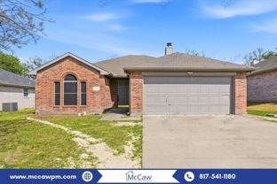 412 Pin Oak Ln - Photo 1 of 1