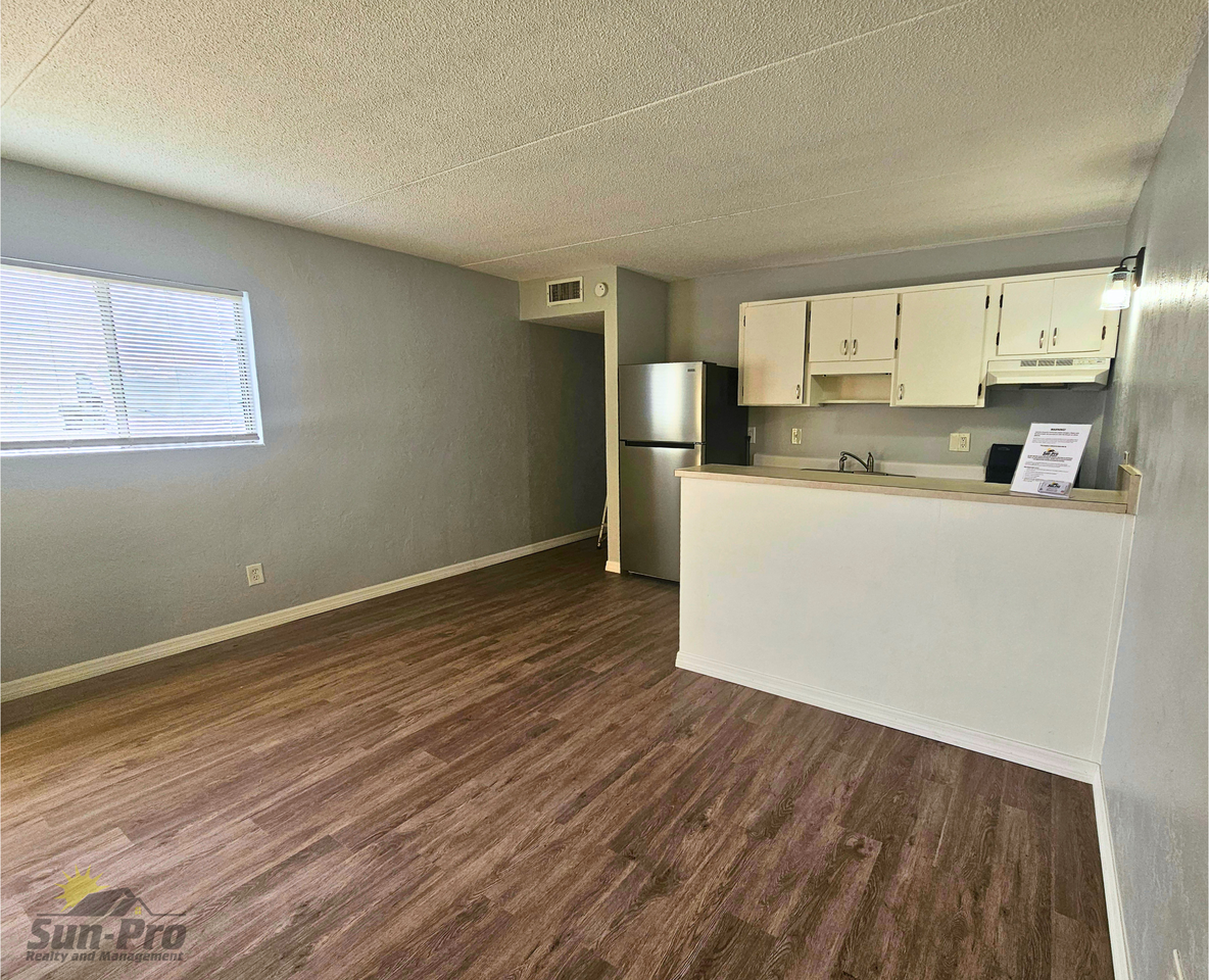 515 Silver Beach Ave #5 - Photo 5 of 15