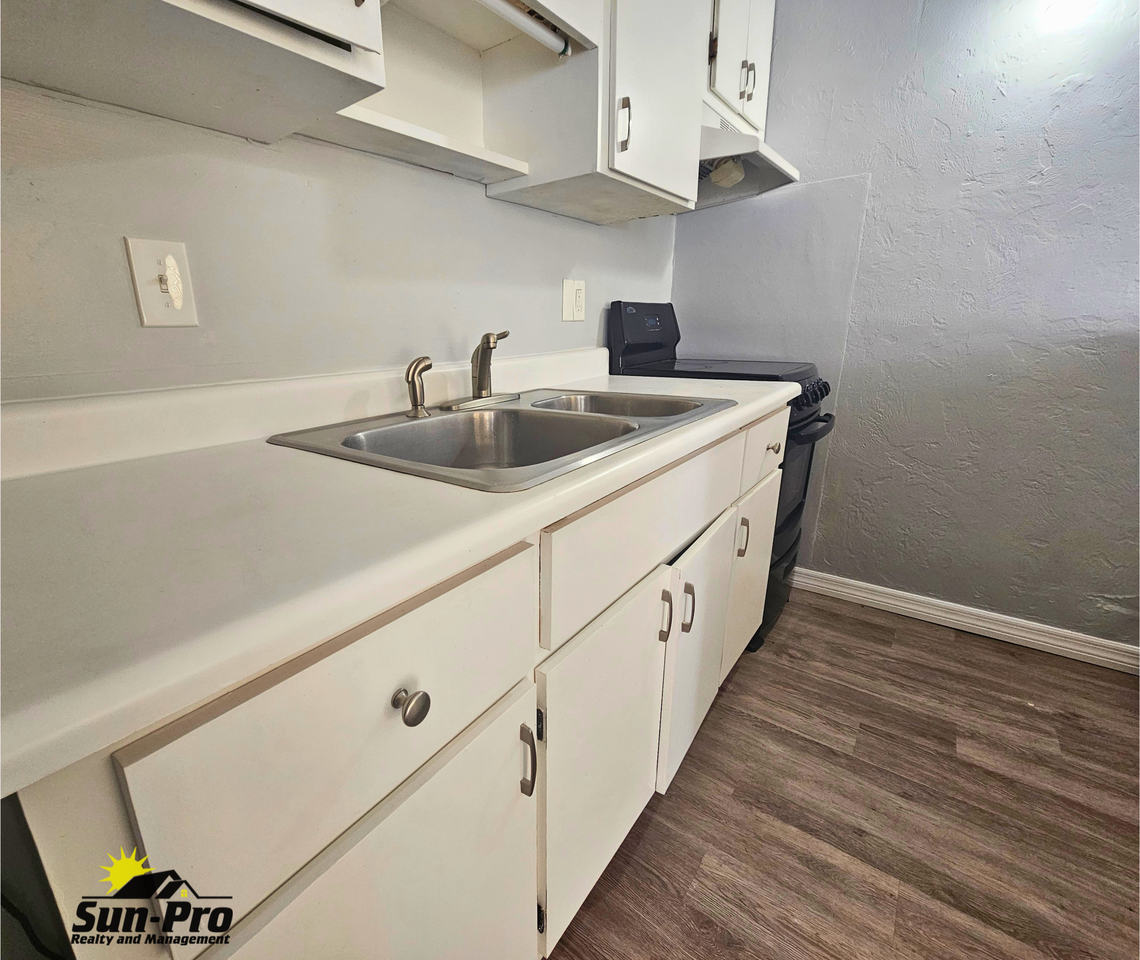 515 Silver Beach Ave #5 - Photo 6 of 15