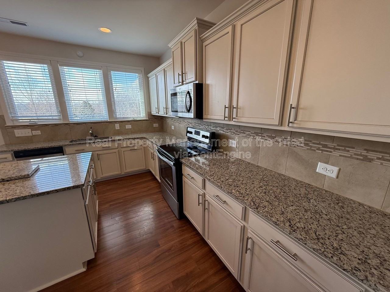 5012 Shorthorn Way - Photo 6 of 27