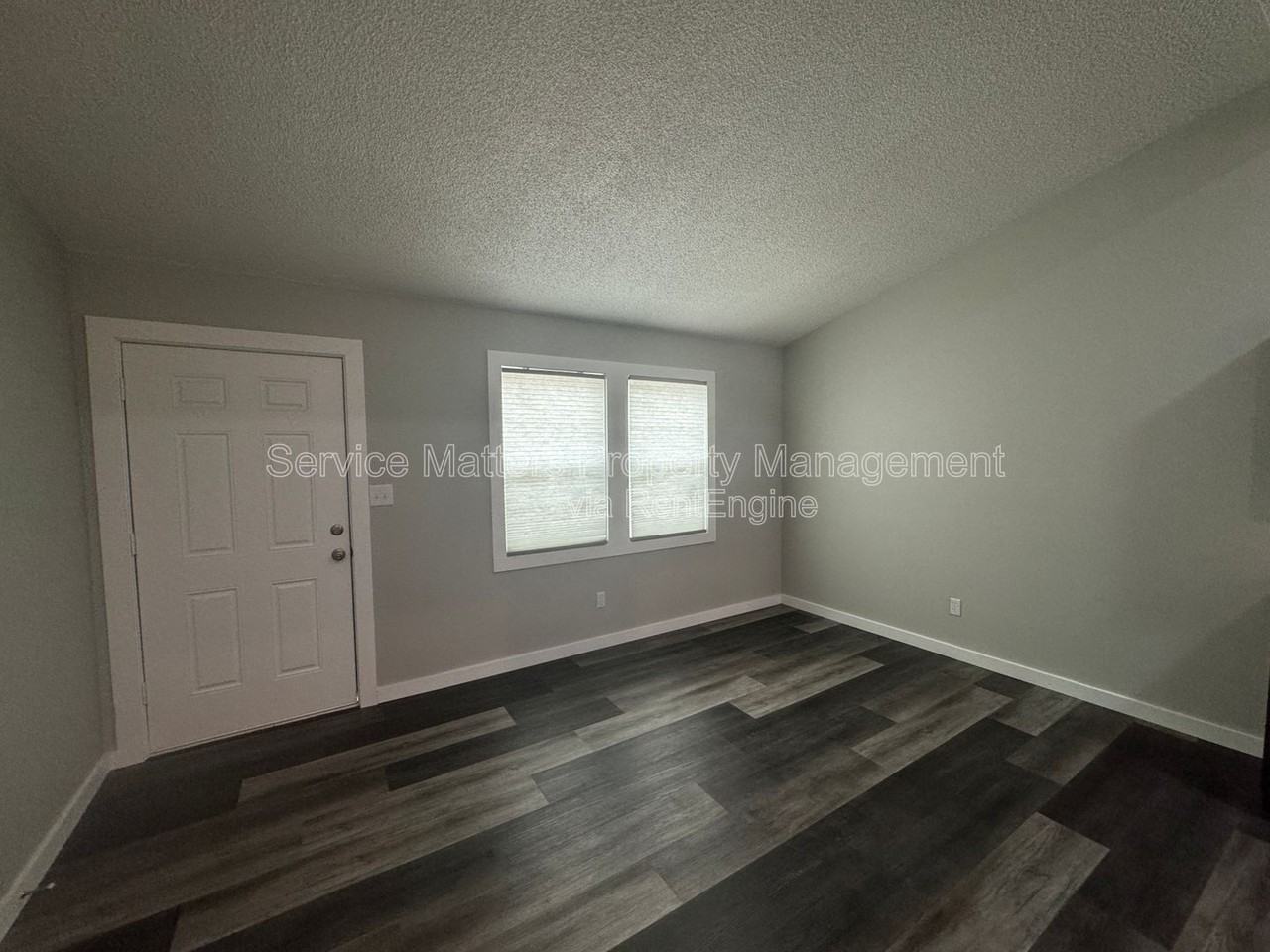 481 N Fairfield Dr #C - Photo 2 of 14