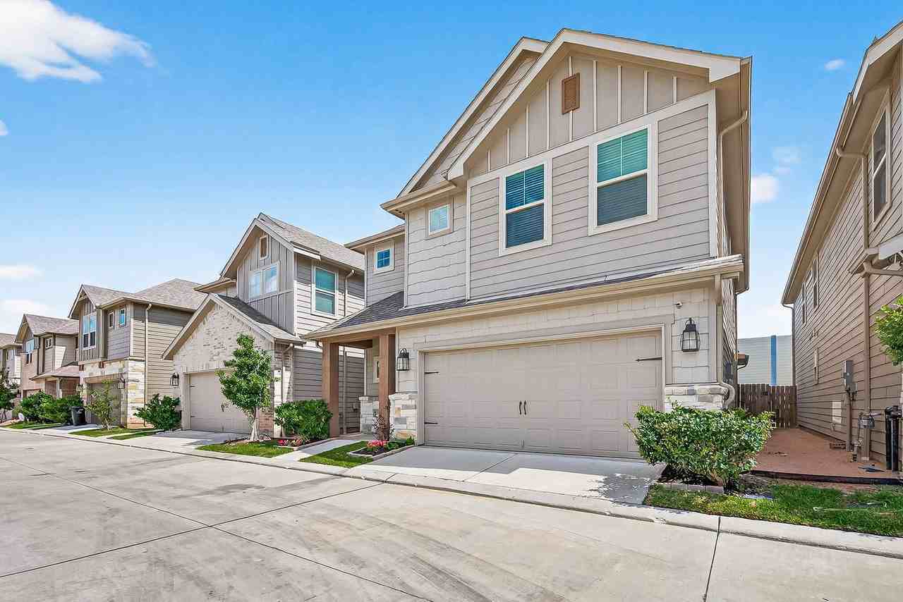 5122 Emma Frst St - Photo 2 of 50