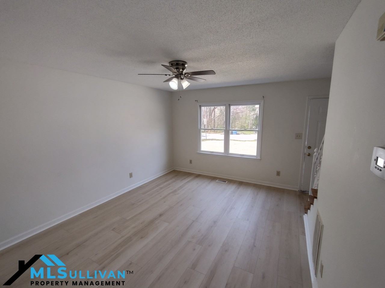 2211 Peppertree St #B - Photo 4 of 8