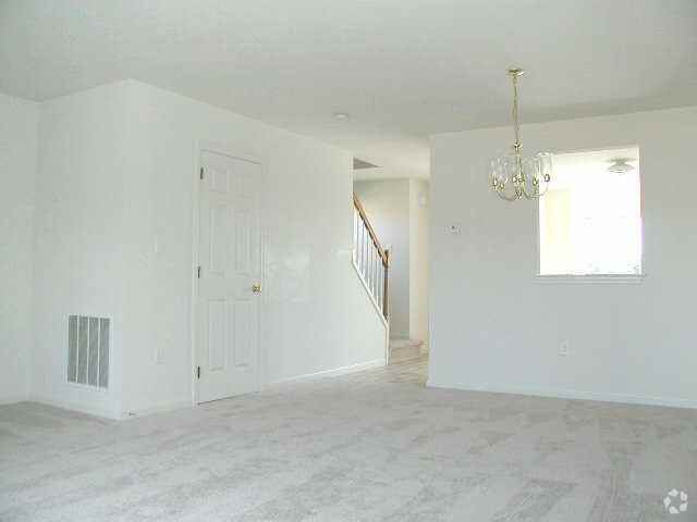 93 Tia Cir - Photo 7 of 17