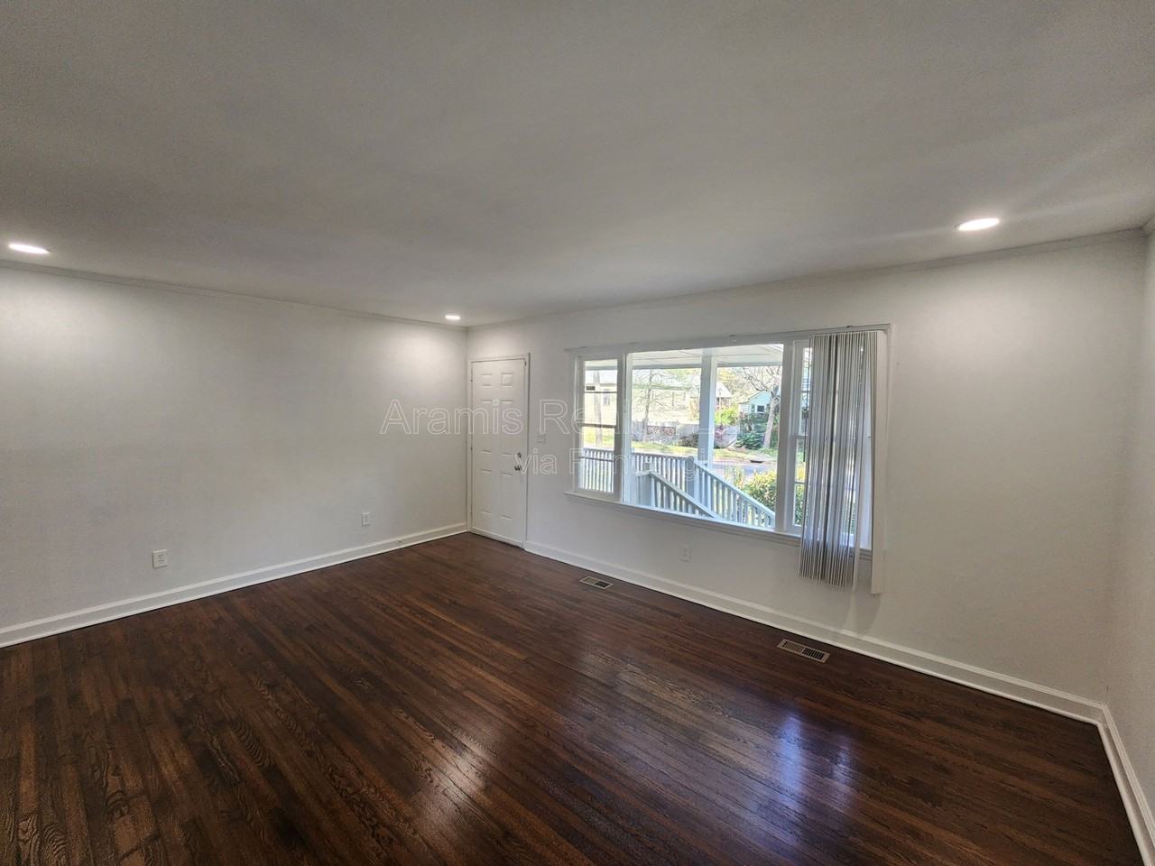 3545 Orchard St - Photo 2 of 13