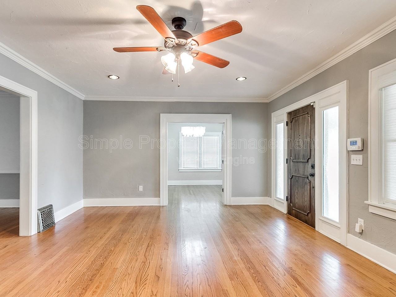 2005 Nw 18th St - Photo 4 of 24