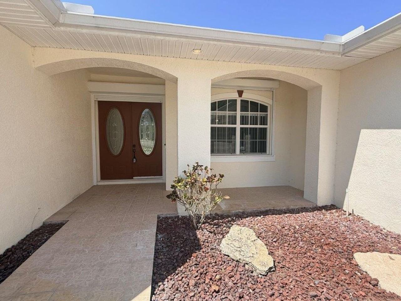 3838 Peacock Dr - Photo 4 of 37