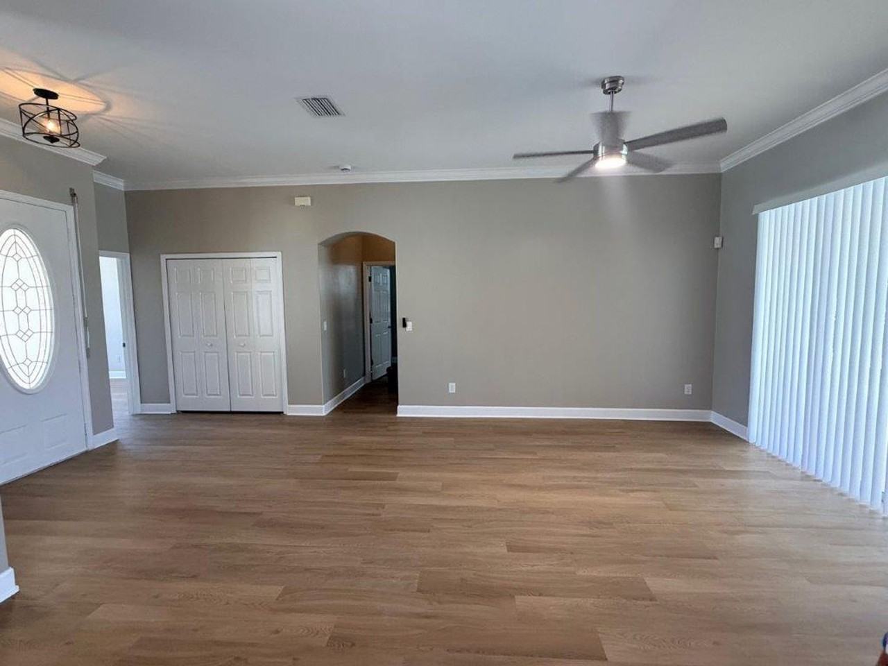 3838 Peacock Dr - Photo 5 of 37