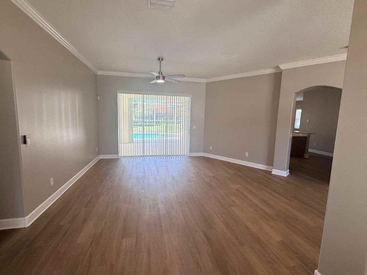 3838 Peacock Dr - Photo 6 of 37