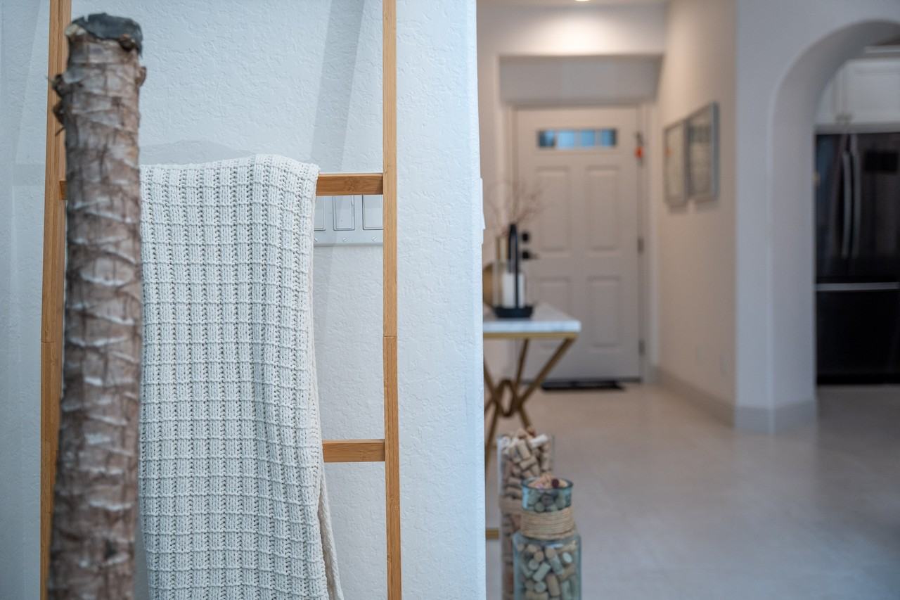 502 Via Del Oro Dr #1 - Photo 5 of 26