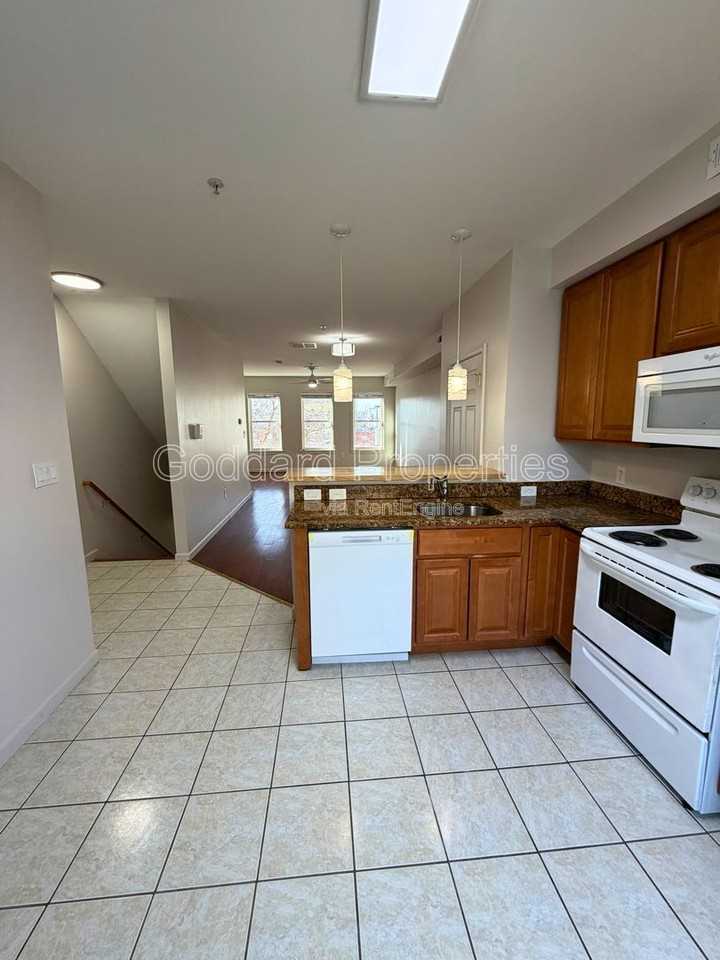 12 E 22nd St #B - Photo 5 of 14