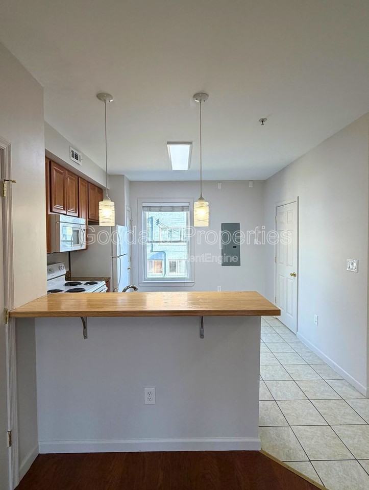 12 E 22nd St #B - Photo 3 of 14