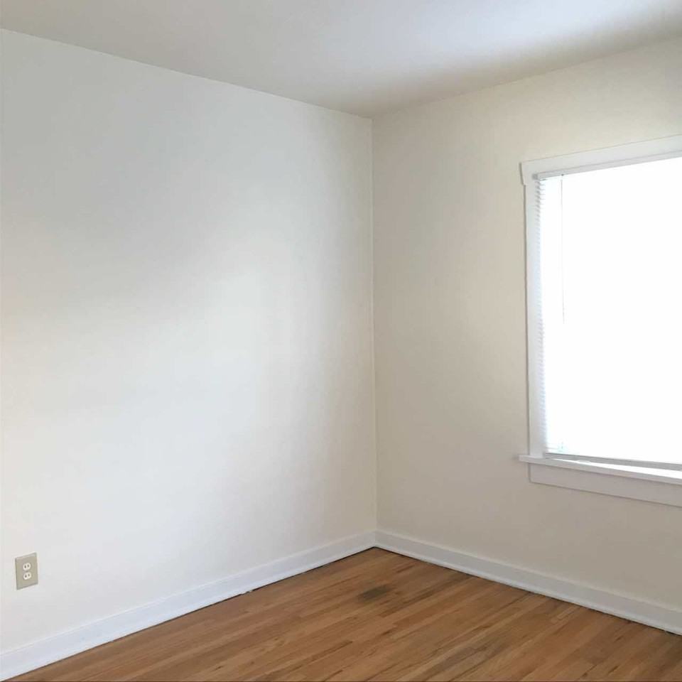 1536 Peterson St - Photo 7 of 20