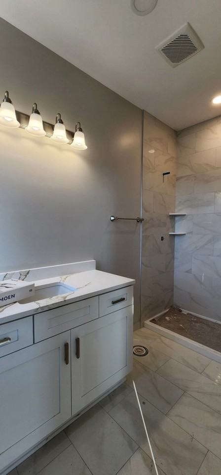 2552 S Central Park Ave #2F - Photo 3 of 14