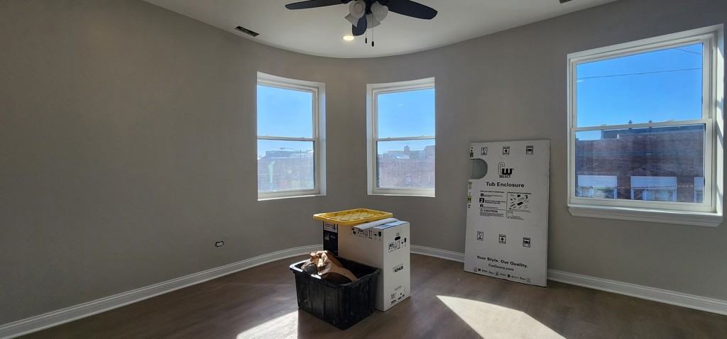 2552 S Central Park Ave #2F - Photo 6 of 14