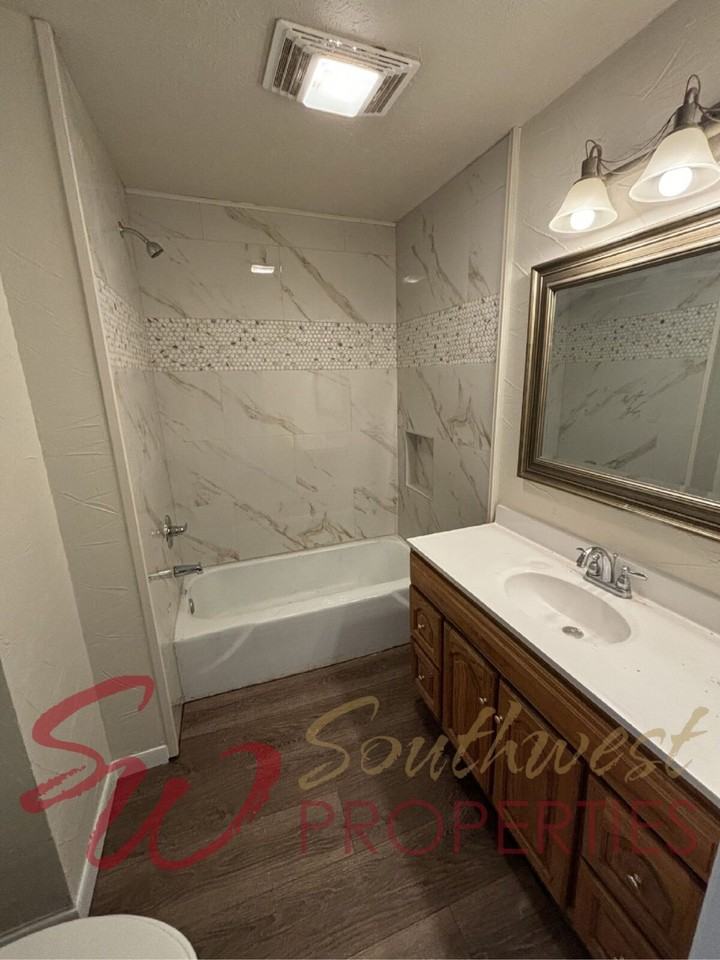 259 S Paddock St - Photo 7 of 9