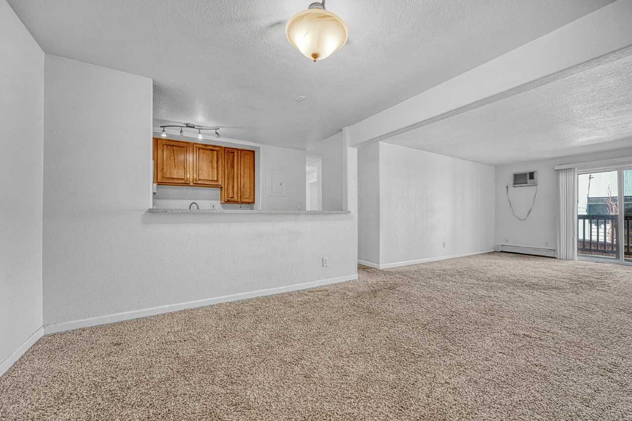 5402 Carr St - Photo 3 of 38