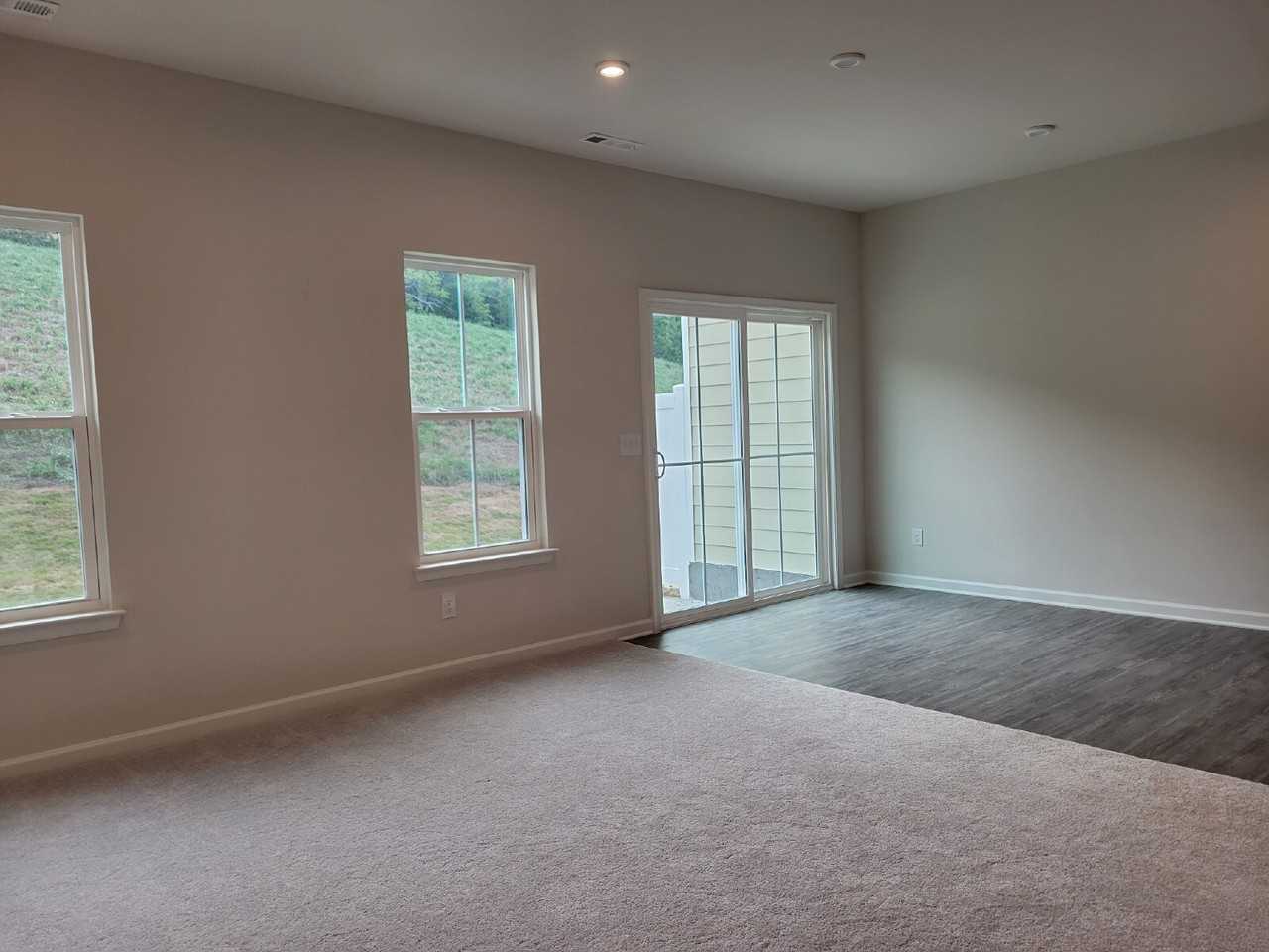 633 Exmoor Dr - Photo 7 of 28