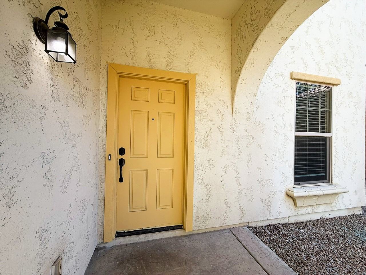 7255 W Palmaire Ave - Photo 3 of 33