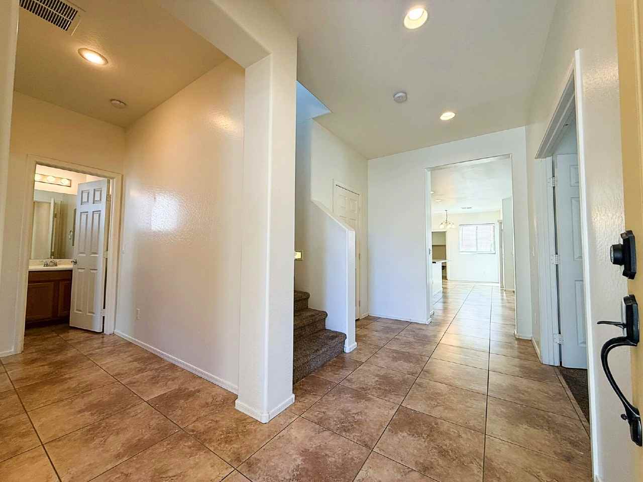 7255 W Palmaire Ave - Photo 4 of 33