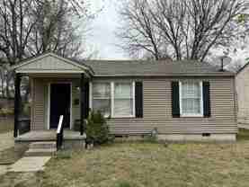 733 E Mohawk Blvd - Photo 1 of 1