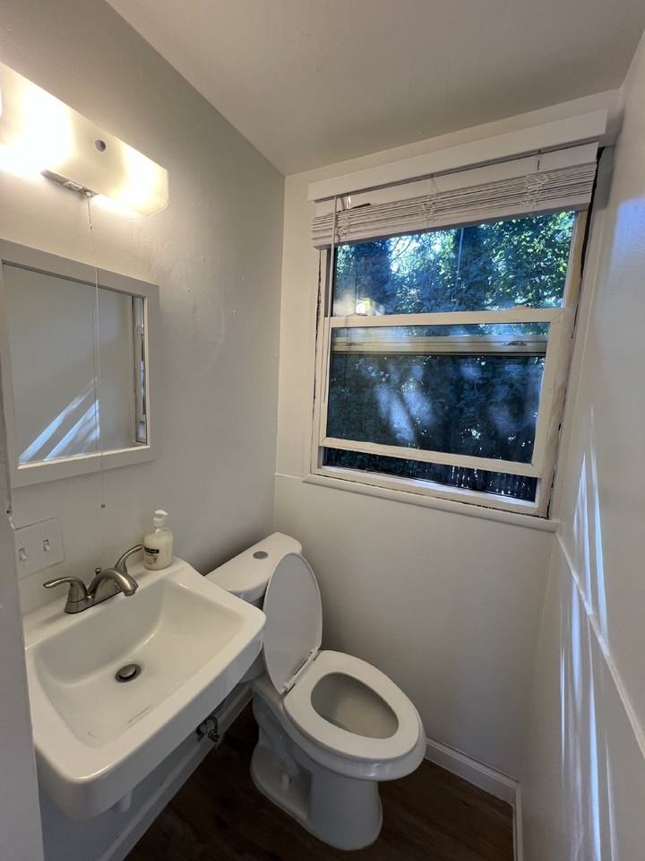 10229 Ne Prescott St - Photo 6 of 7