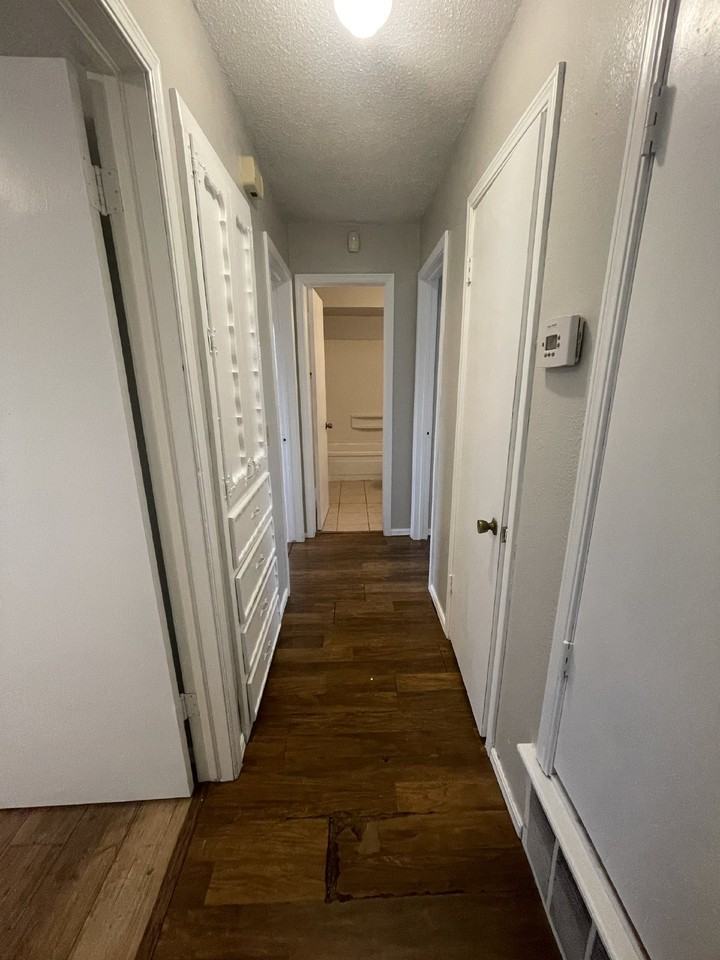 3025 Dentwood Ter - Photo 7 of 21