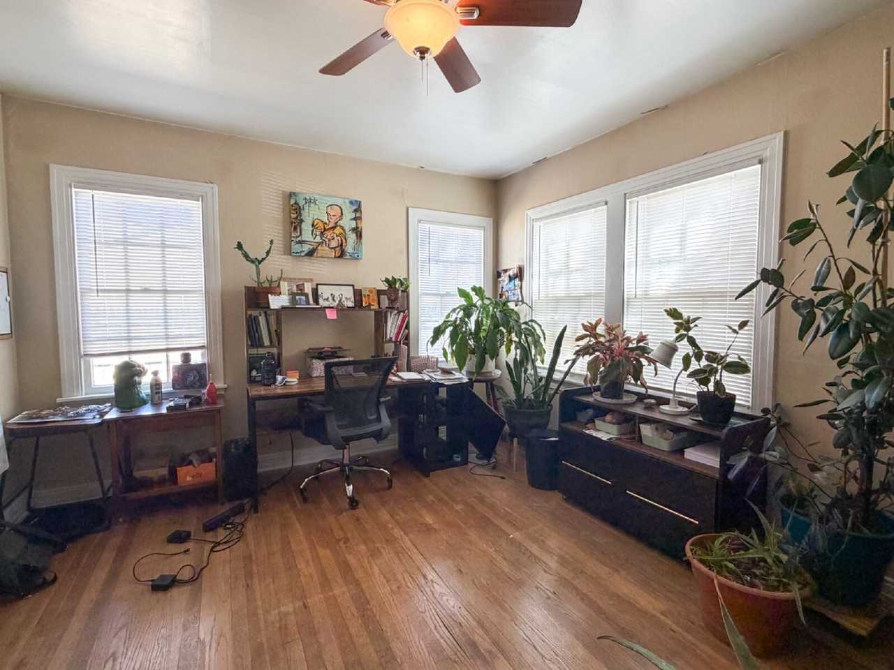 2516 30th St - Photo 5 of 11