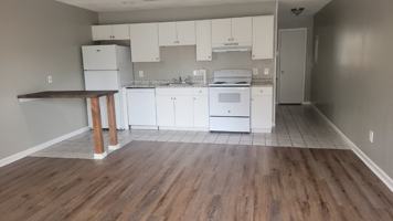 featured image of 4423 Bonnell Dr Nw #A