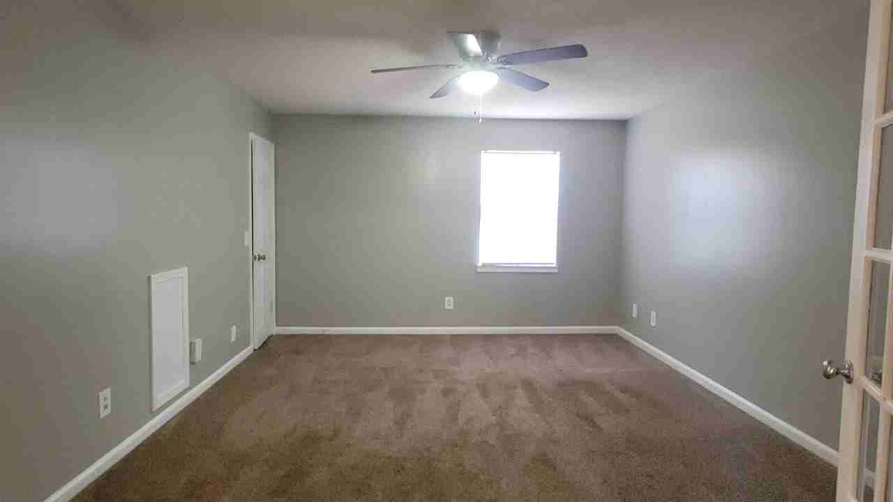 4419 Bonnell Dr Nw #1 - Photo 7 of 12