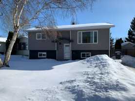 122 Reindeer Rd - Photo 1 of 1