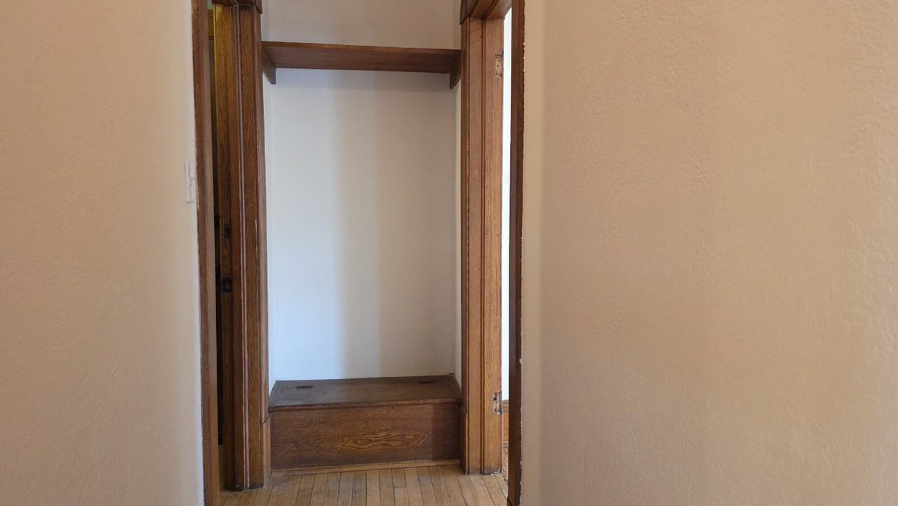 1003 N Appleton St - Photo 5 of 23