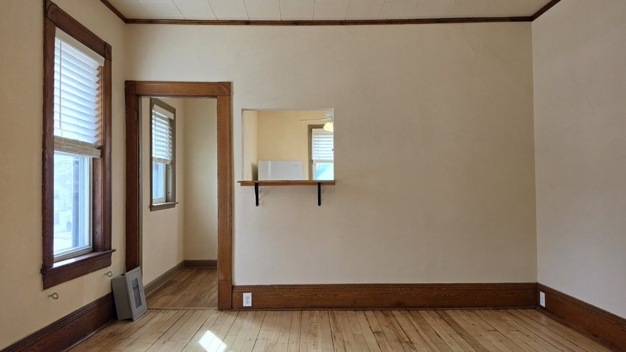 1003 N Appleton St - Photo 7 of 23