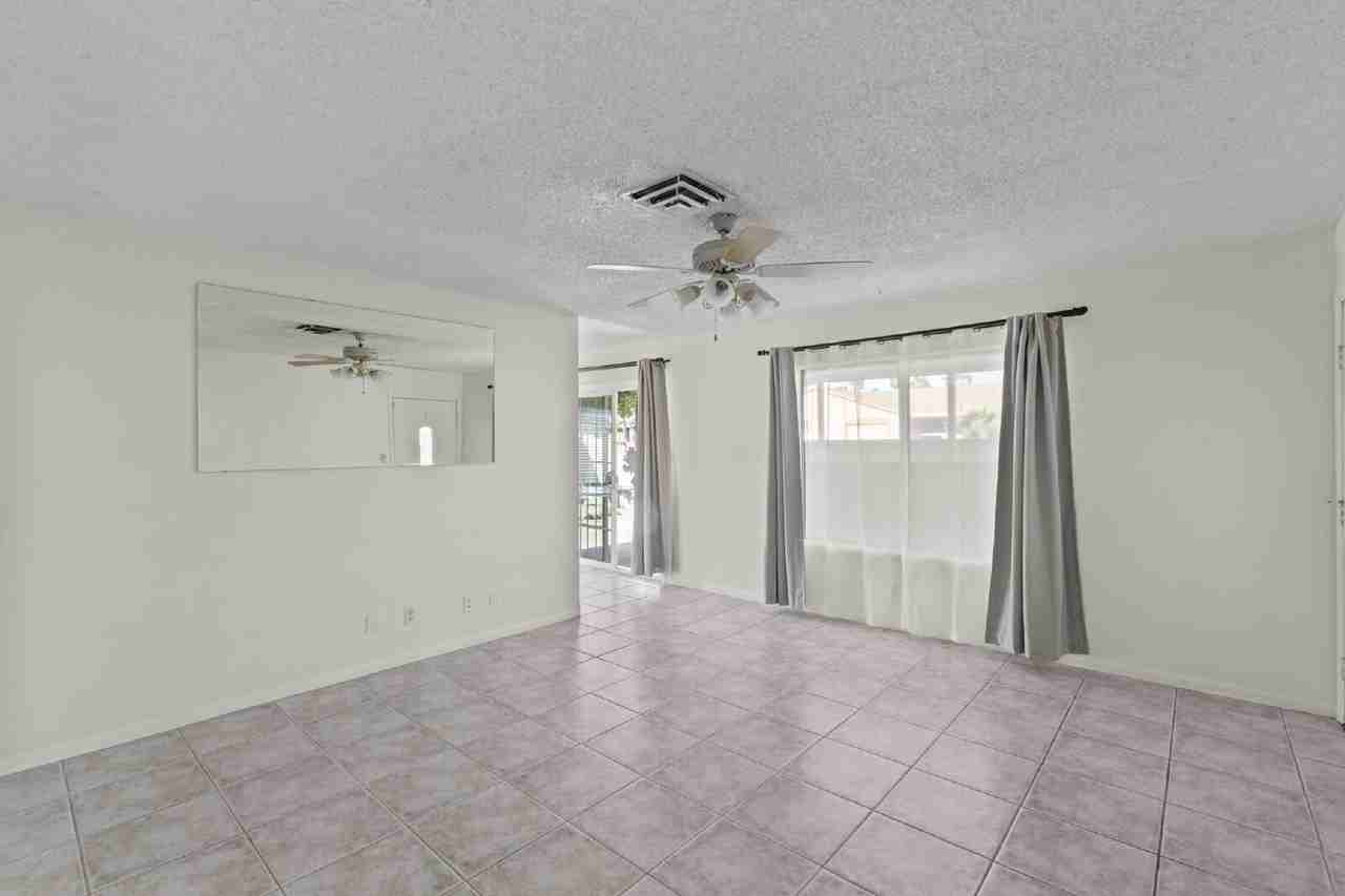 7055 Sylvan Oak Dr - Photo 6 of 33