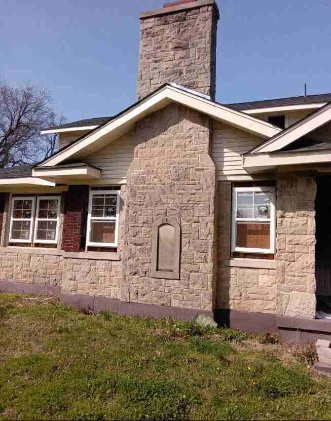 1760 Foster Ave - Photo 2 of 3