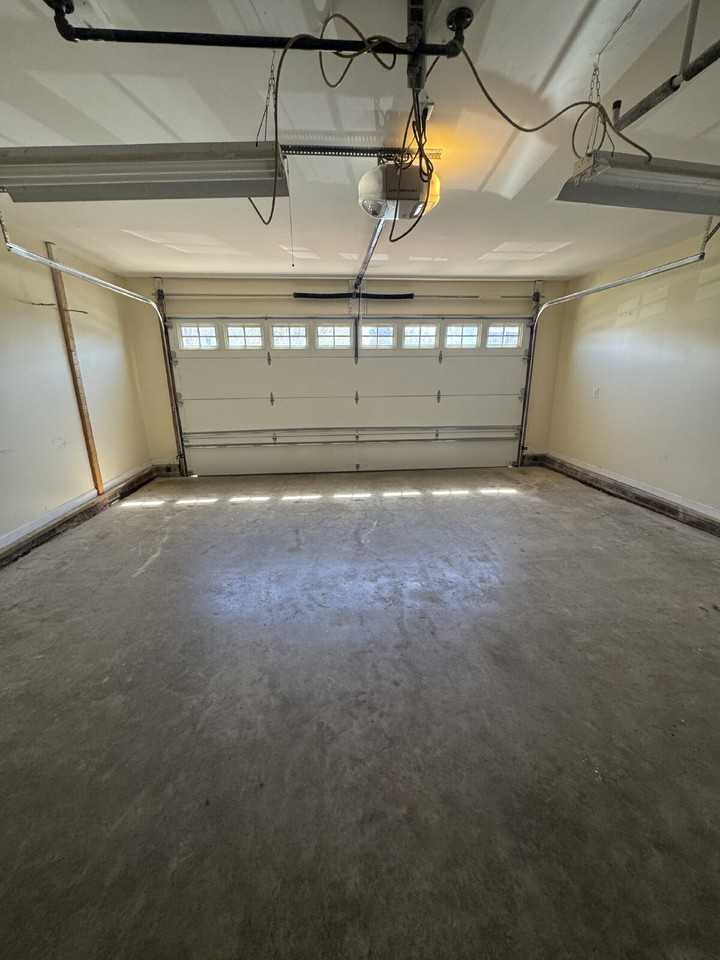 1013 Thorncrest Dr - Photo 6 of 33