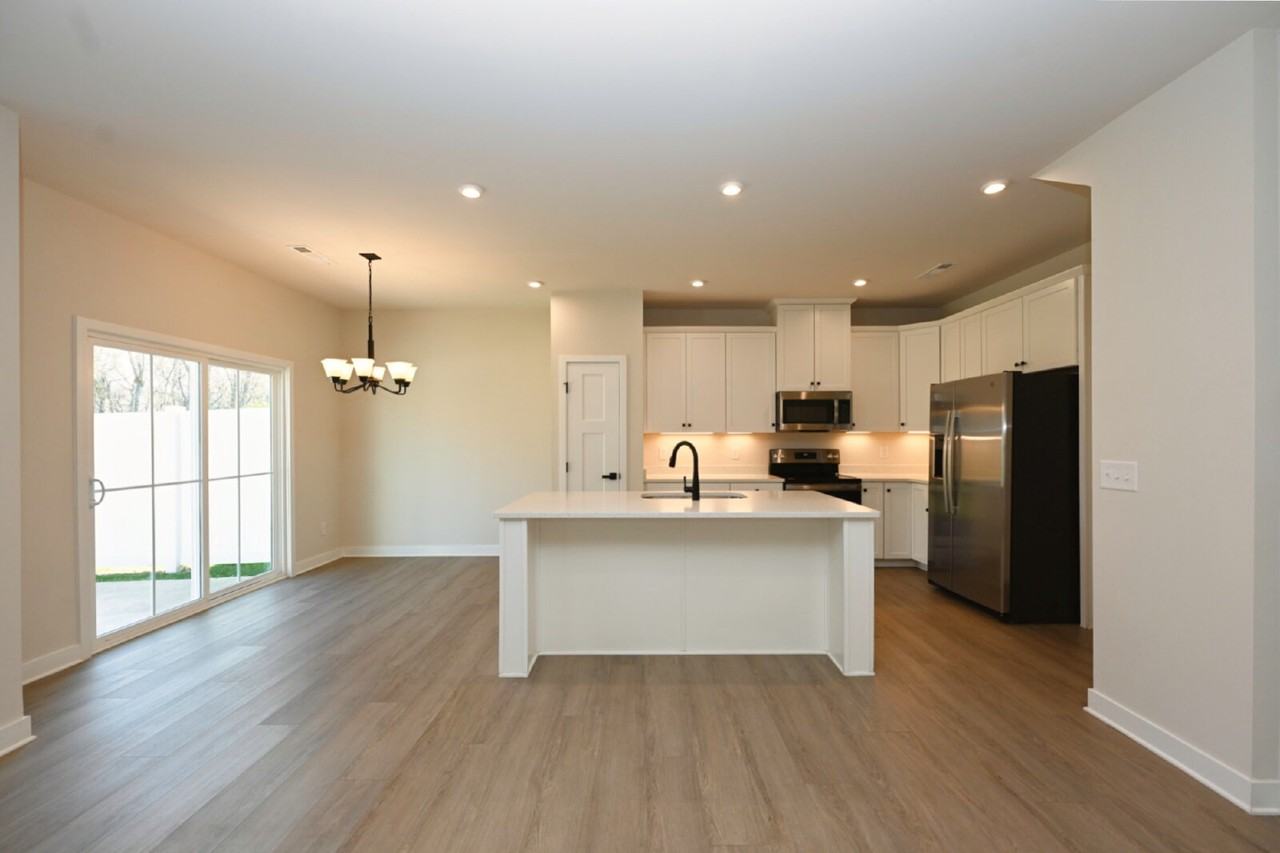 1474 Carderock Springs Dr - Photo 5 of 50