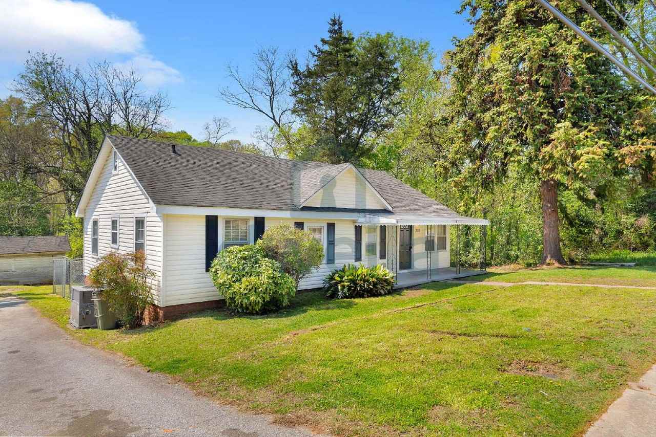 300 E Oneal St - Photo 3 of 24