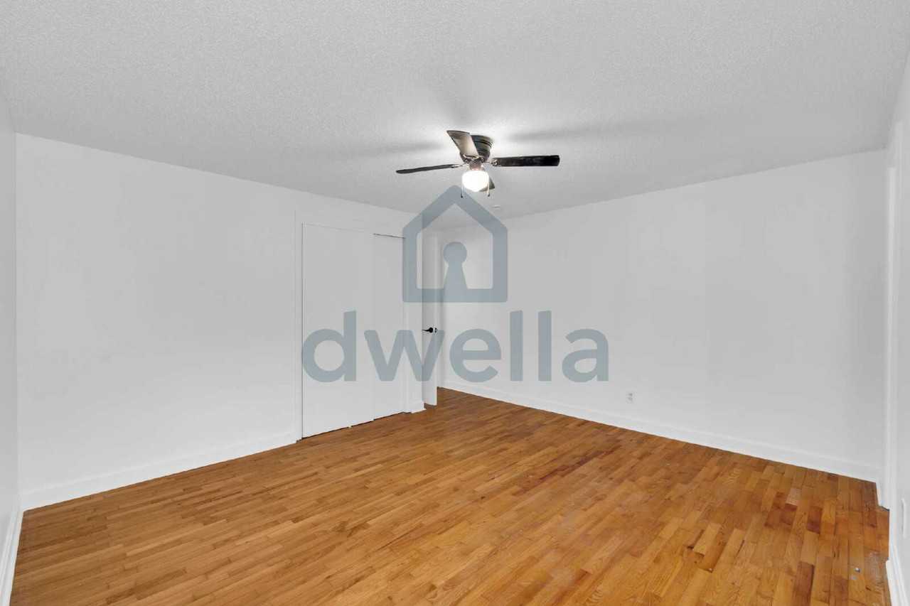 300 E Oneal St - Photo 5 of 24