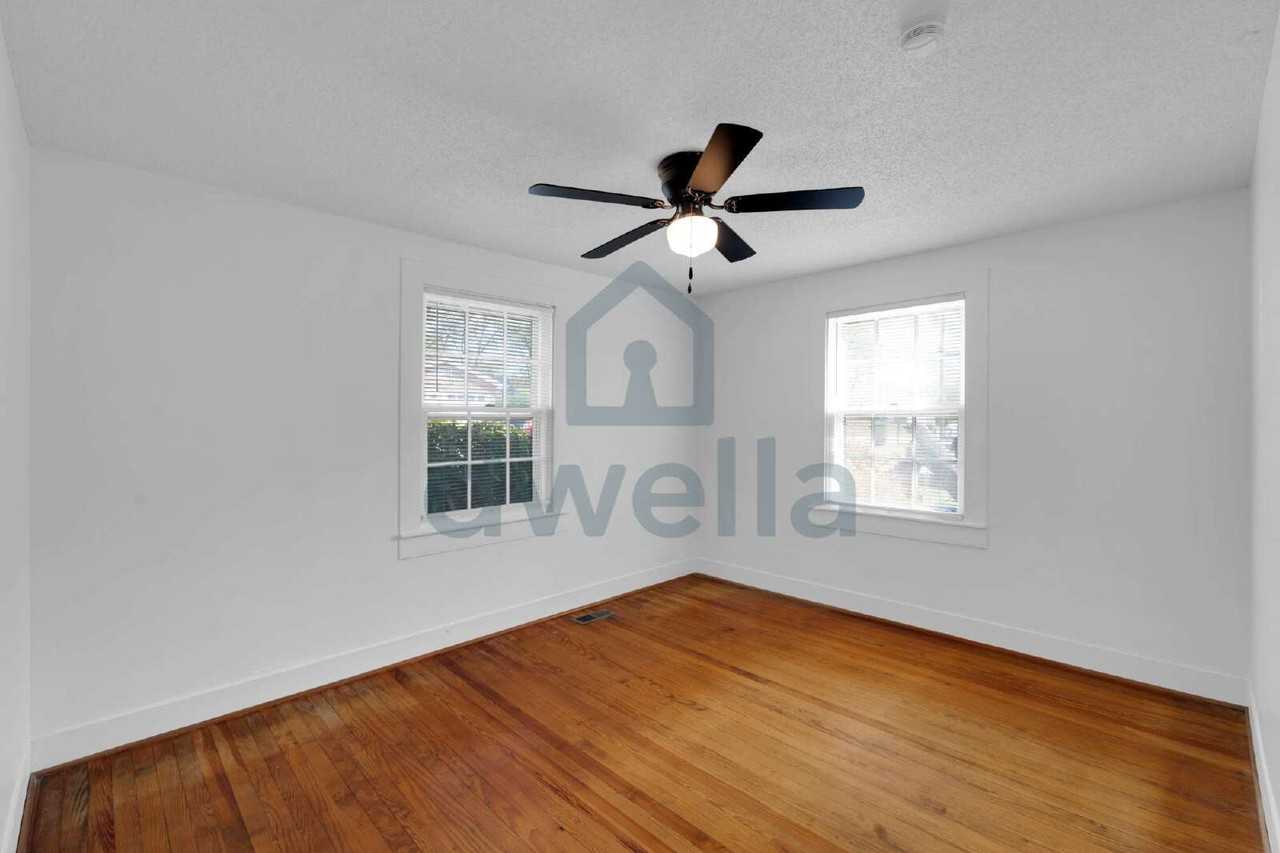 300 E Oneal St - Photo 6 of 24