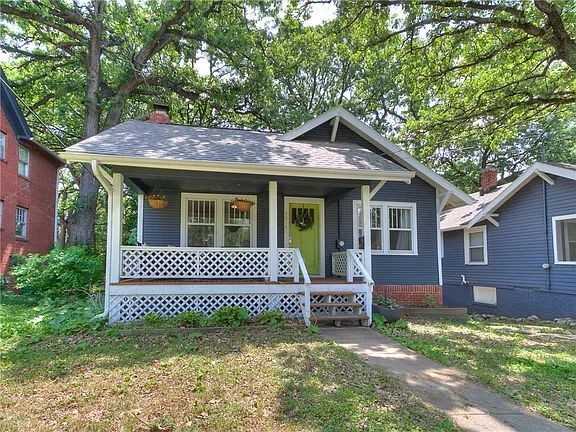 3014 Woodland Ave - Photo 2 of 26