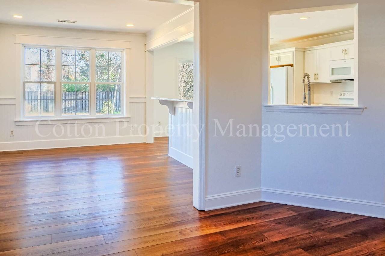 7106 Haven Way - Photo 7 of 41