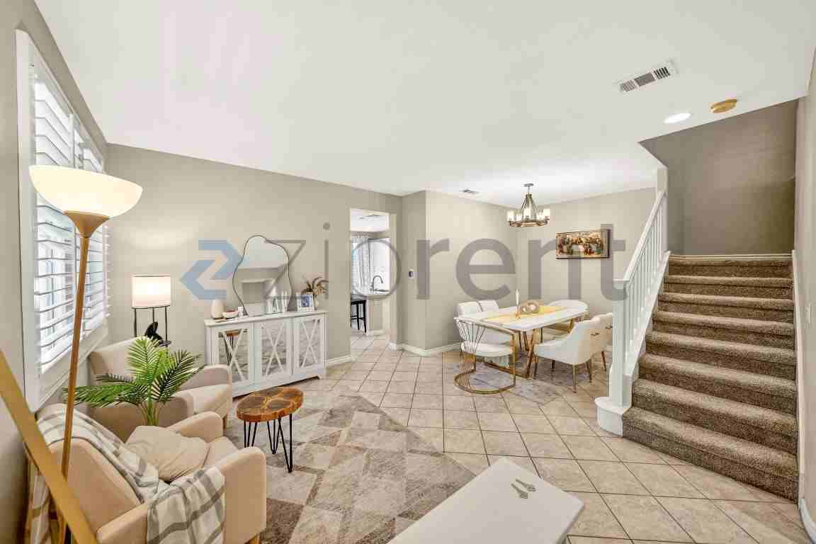 19341 Opal Ln - Photo 5 of 37