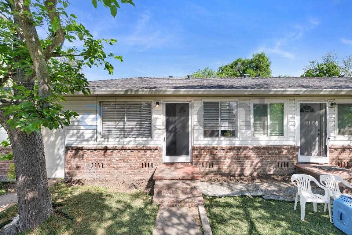 2749 Fairfield St #6 - Photo 2 of 15