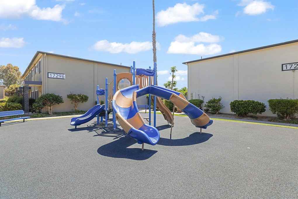 Valley Park - Photo 5 of 42