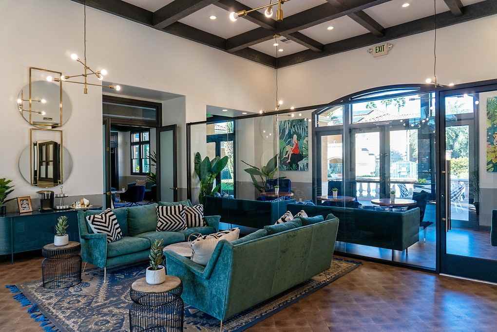 Villa Veneto at Palm Valley - Photo 4 of 31